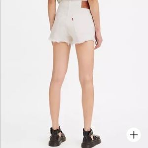 NWT Levi’s Premium 501 Shorts (Size 26)